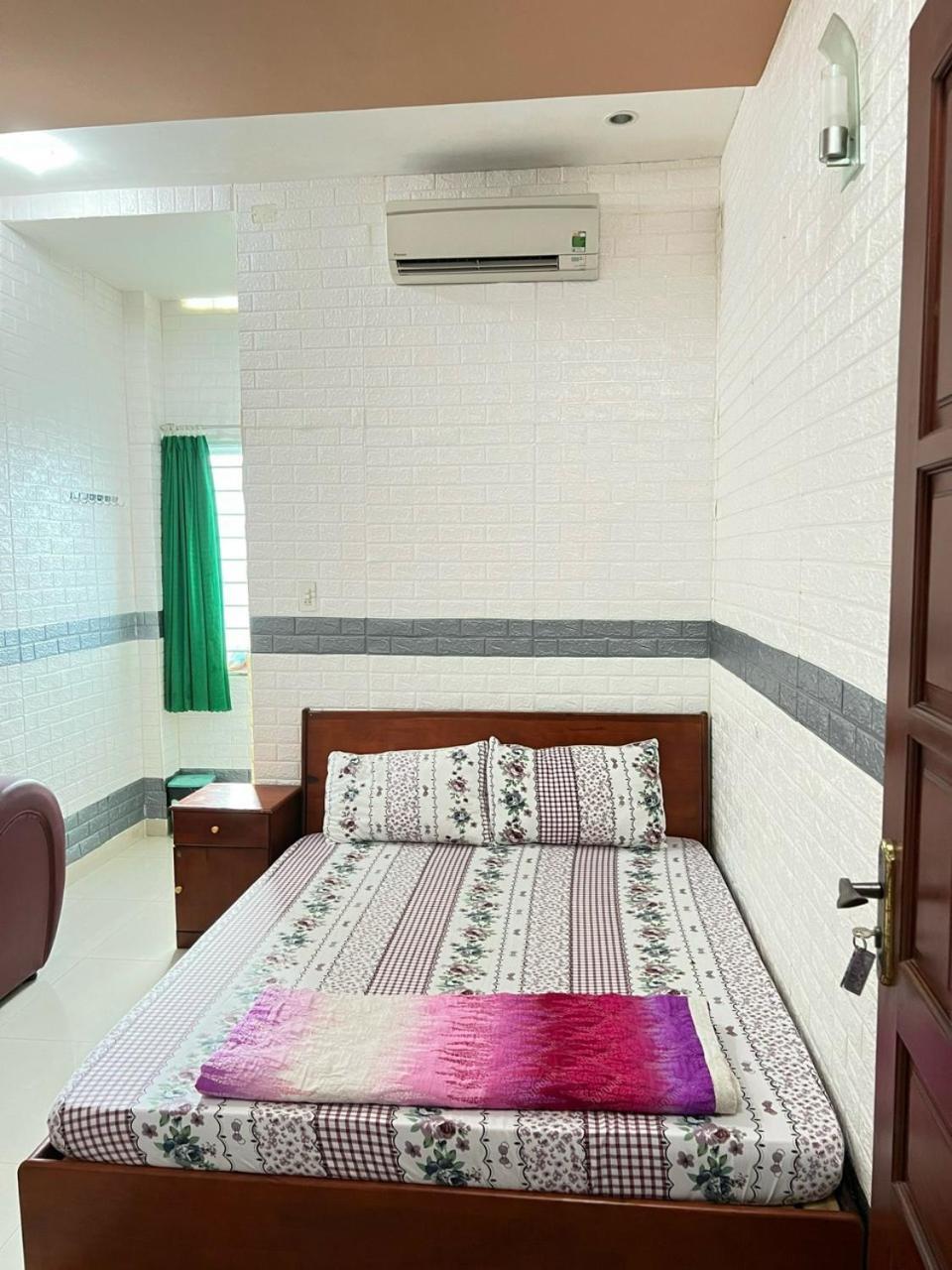 Khach San Khanh Du - Khanh Du Hotel Bien Hoa Bagian luar foto
