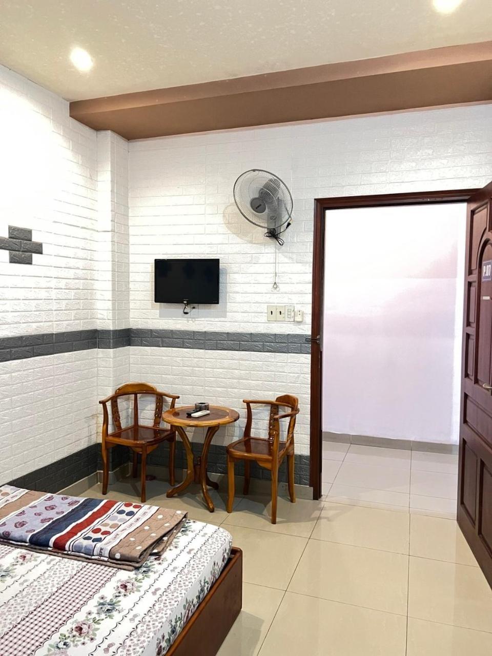 Khach San Khanh Du - Khanh Du Hotel Bien Hoa Bagian luar foto